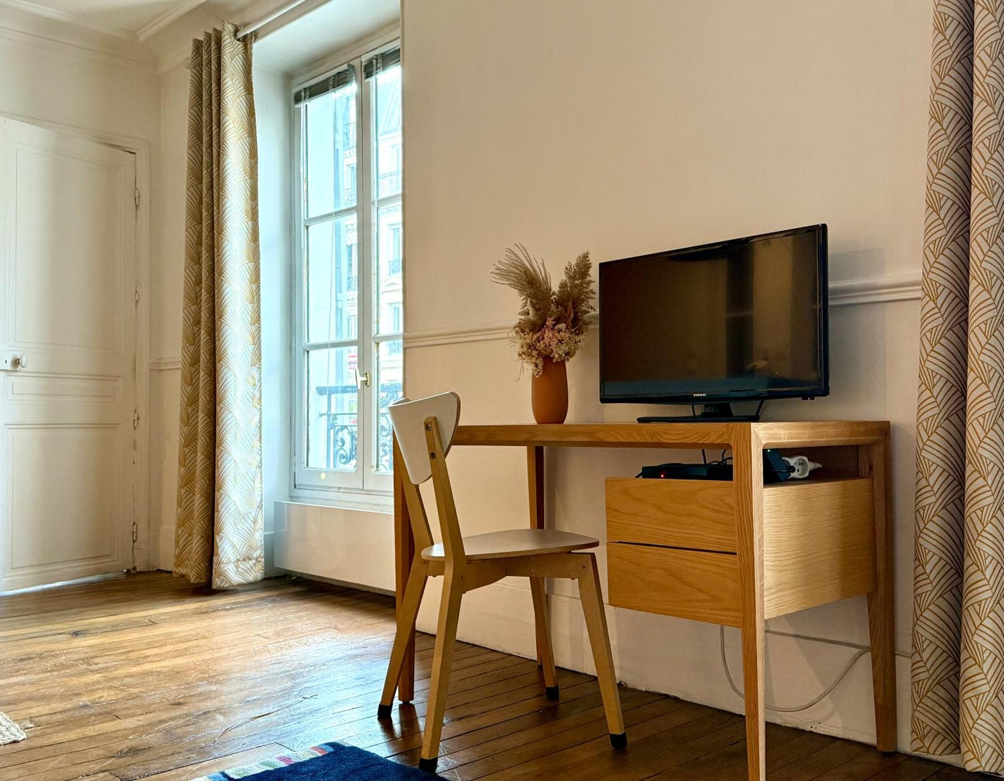 Center Of Paris - Gare Est / Nord Apartment Exterior photo